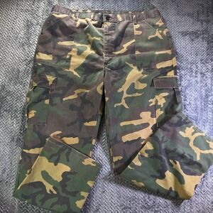 Liberty Camo Cargo Pants Men's XL Relaxed Fit Made in USA 40x32